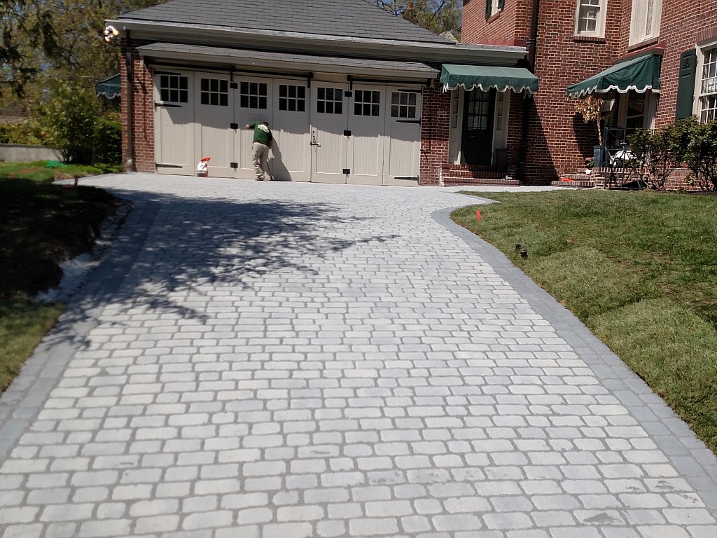 New-School Cobblestone Driveway